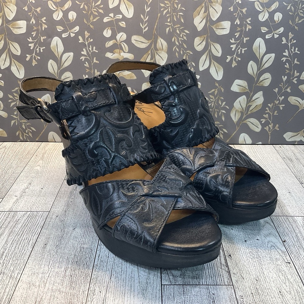 Patricia Nash Black Embossed Sandals